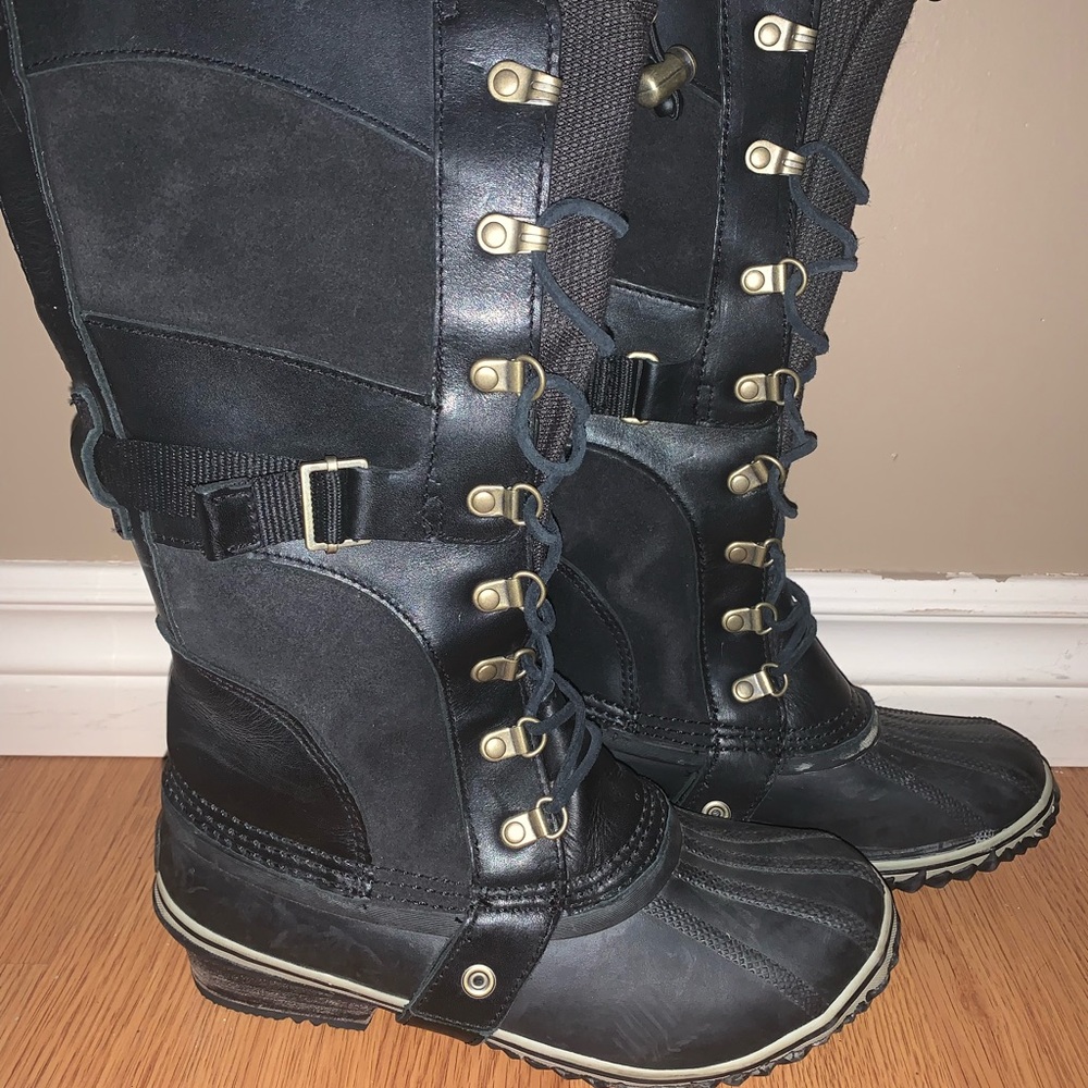 Sorel Conquest Carly Leather Boots